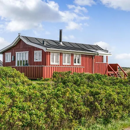 Semesterbostad Mortensen - 350m From The Sea By Interhome
