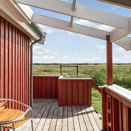 Semesterbostad Mortensen - 350m From The Sea By Interhome